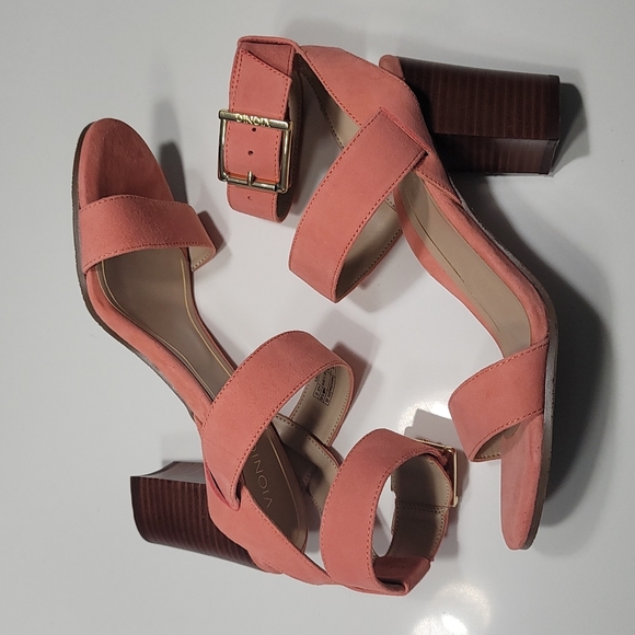 Vionic Sofia Heeled Sandal, Size 9 - Picture 3 of 16